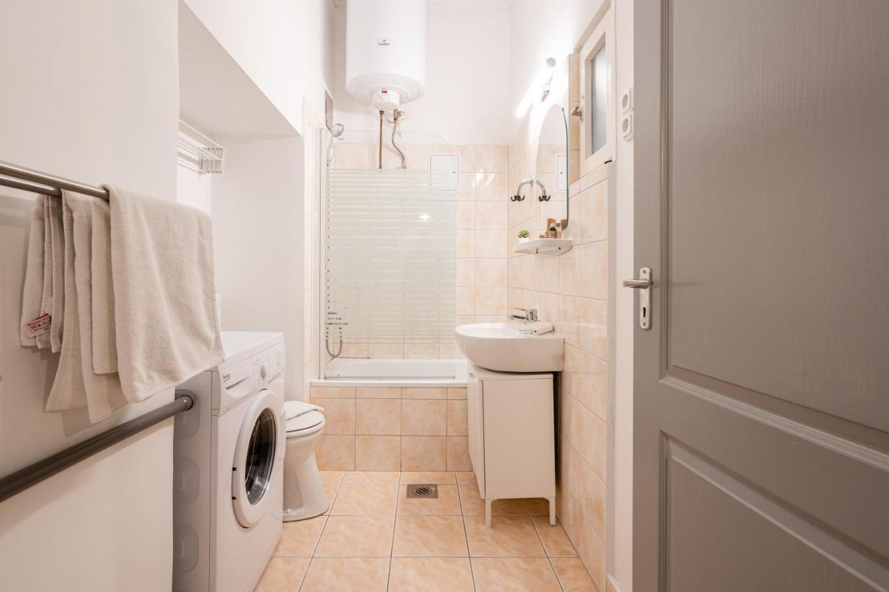 B8 - Grand Boulevard Cozy Apartment - Best Location By Bqa Budapeszt Zewnętrze zdjęcie